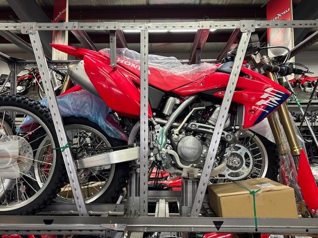 	015TCR124	... Photo when Honda prepped, hopefully soon ..!!  .. 